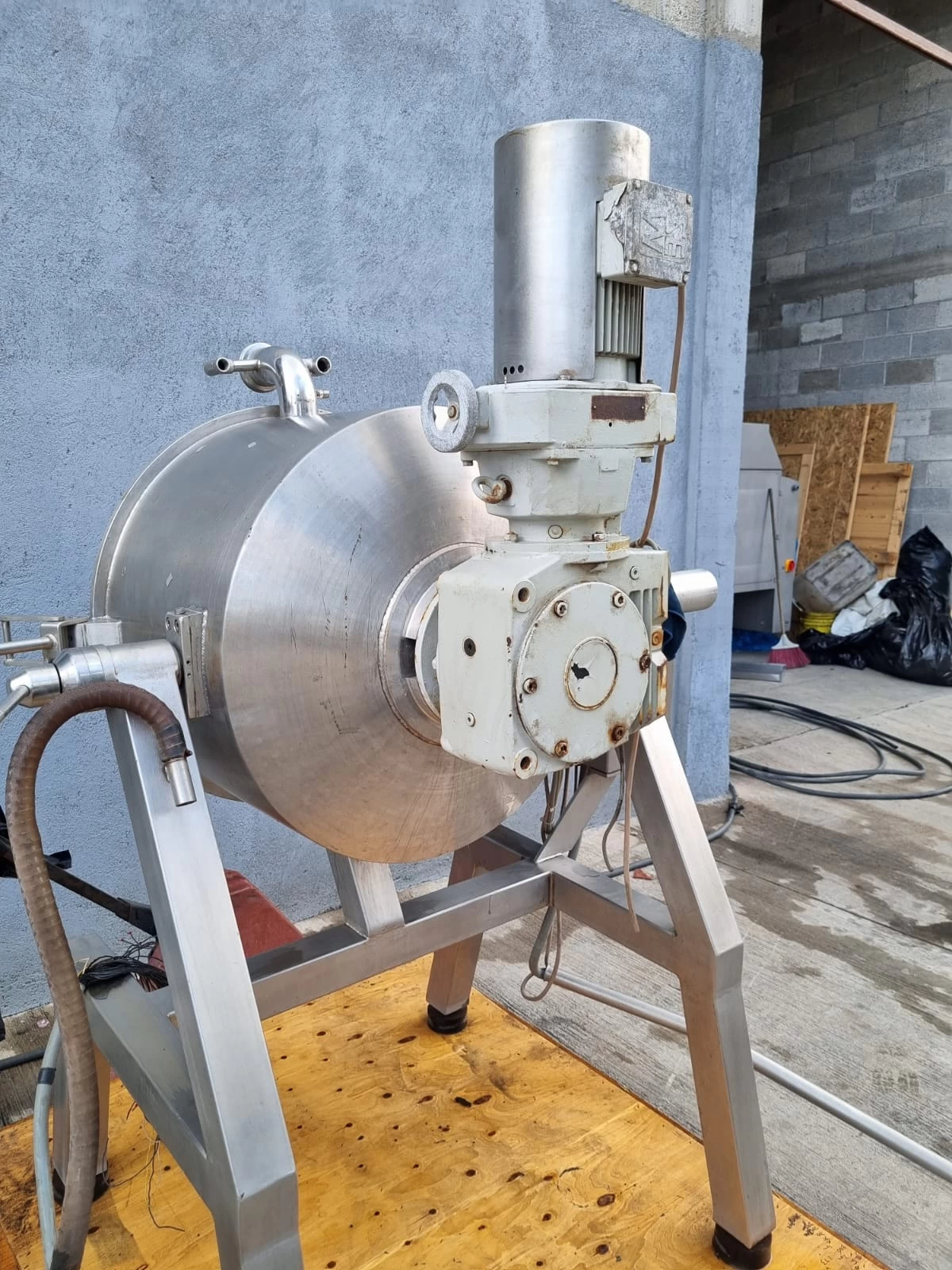 MEZCLADORA MARCA STEPHAN MODELO VM 200
