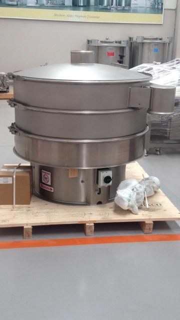 Separador de finos de queso  Recupera  los  finos  de cuajada  del suero Sistema  Vibratorio