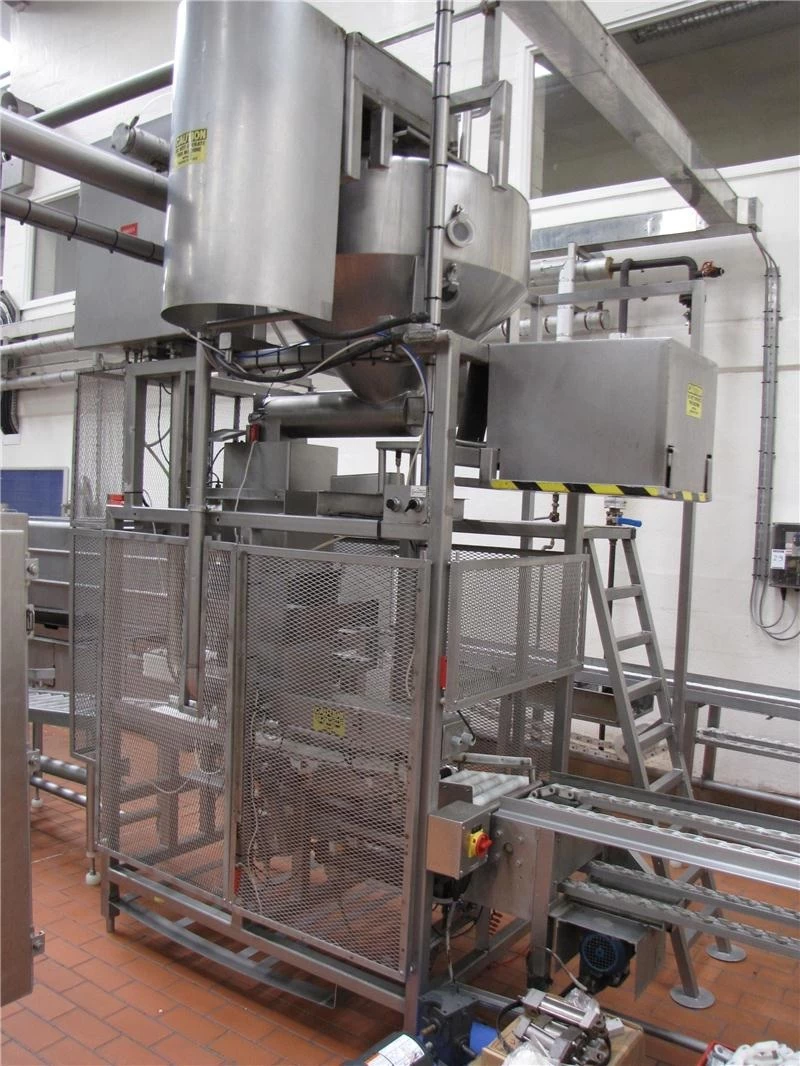 Moldeadora  Dosifiicadora  de queso Chihuaha Cheddar Cotija Con Transporte  de cuajada  seca  desde la tina al moldeador  por ai