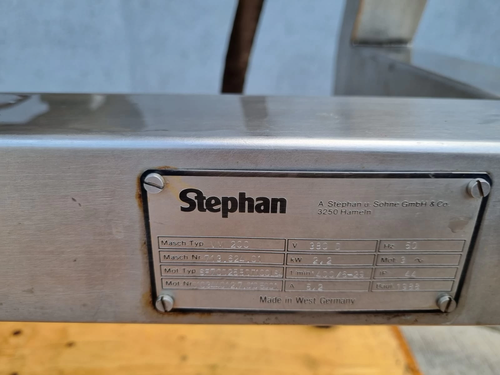 MEZCLADORA MARCA STEPHAN MODELO VM 200
