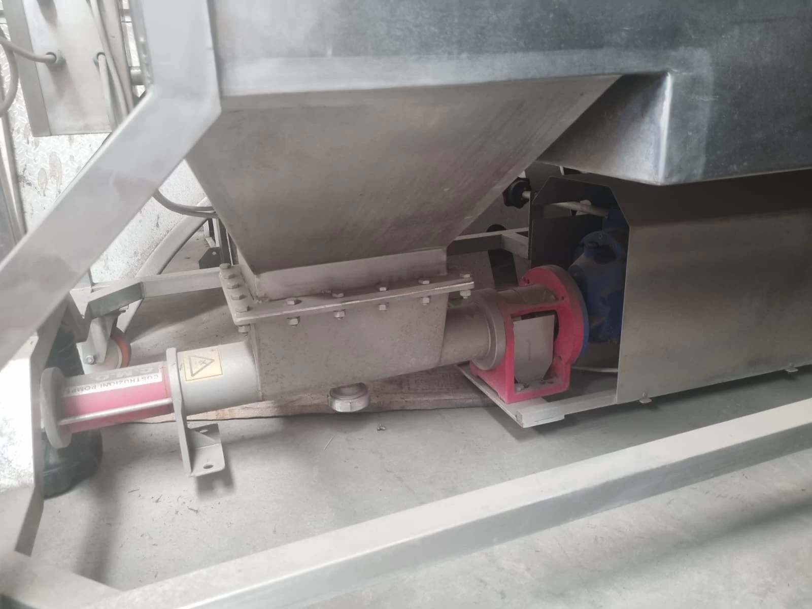 CARRO DRENADOR Y DE BOMBEO PARA QUESO DOBLE CREMA O REQUESON